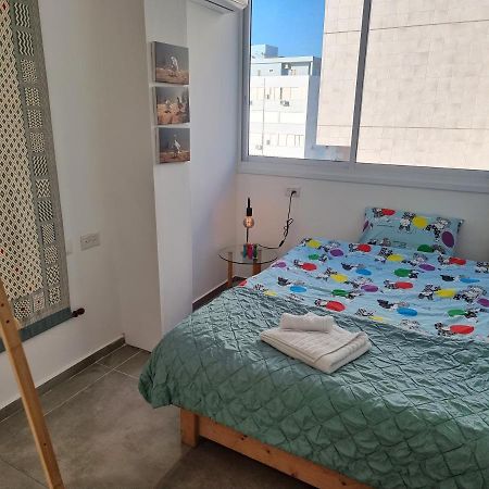 Beautiful 2-Bedroom Sea-View Apartment ネタニア エクステリア 写真